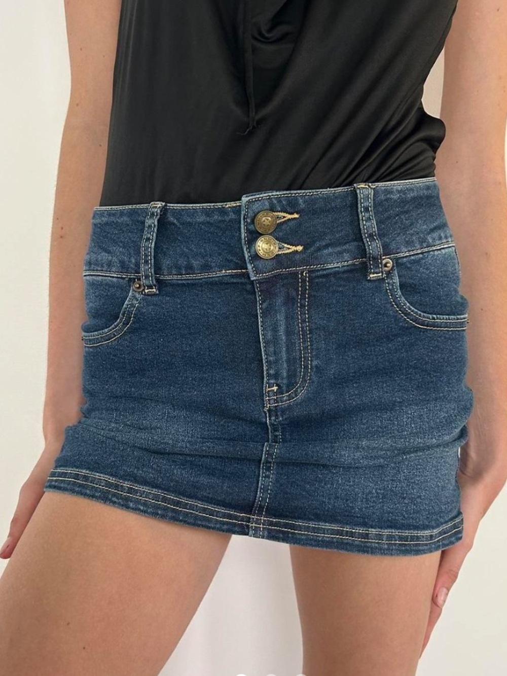 Princess Polly Denim Mini Skirt in Vintage Dark Wash - size 4